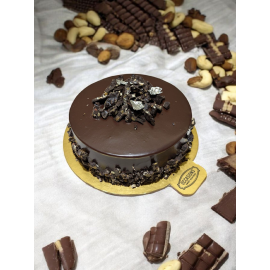 Choco Crunchy  Cake