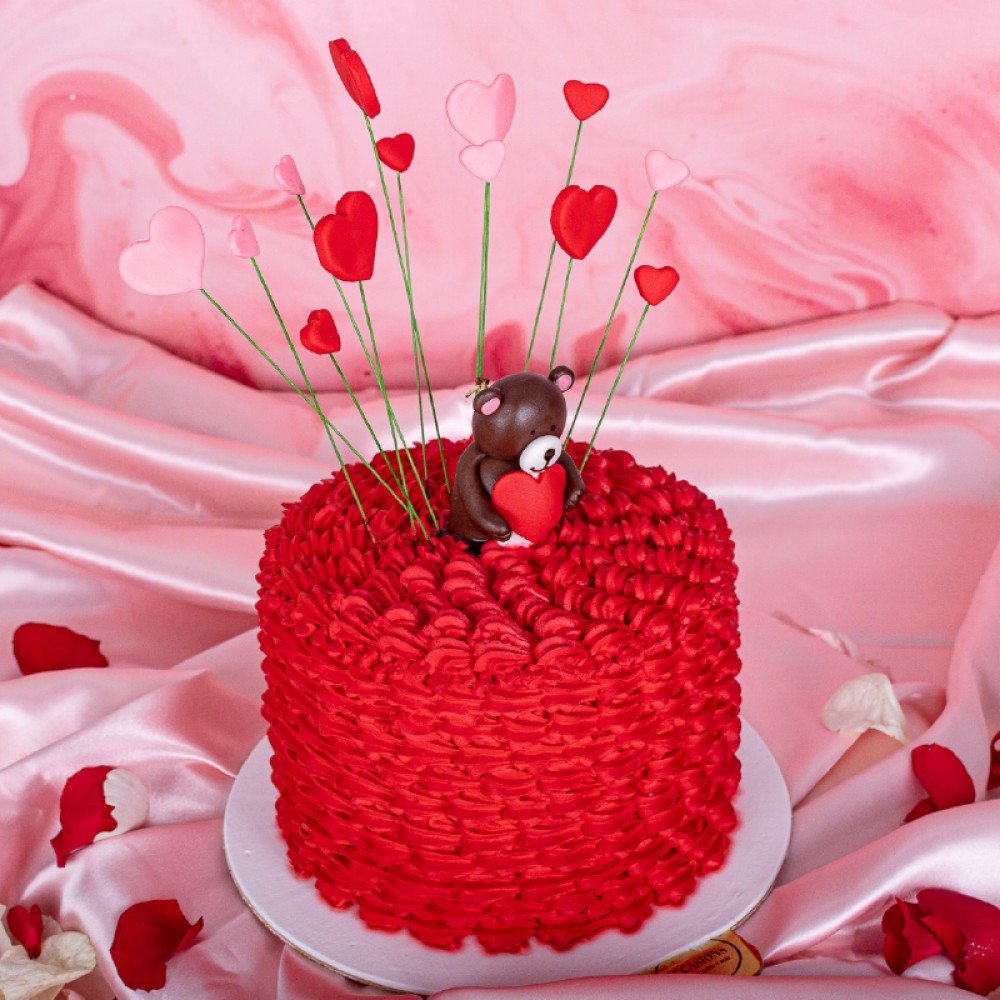 Bear in Love Cake